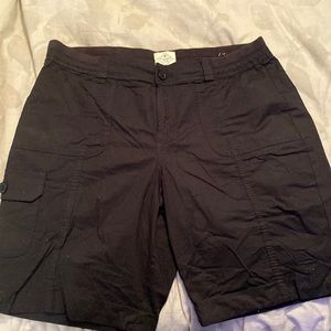 St. Johns Bay Woman’s Cargo shorts size 12P